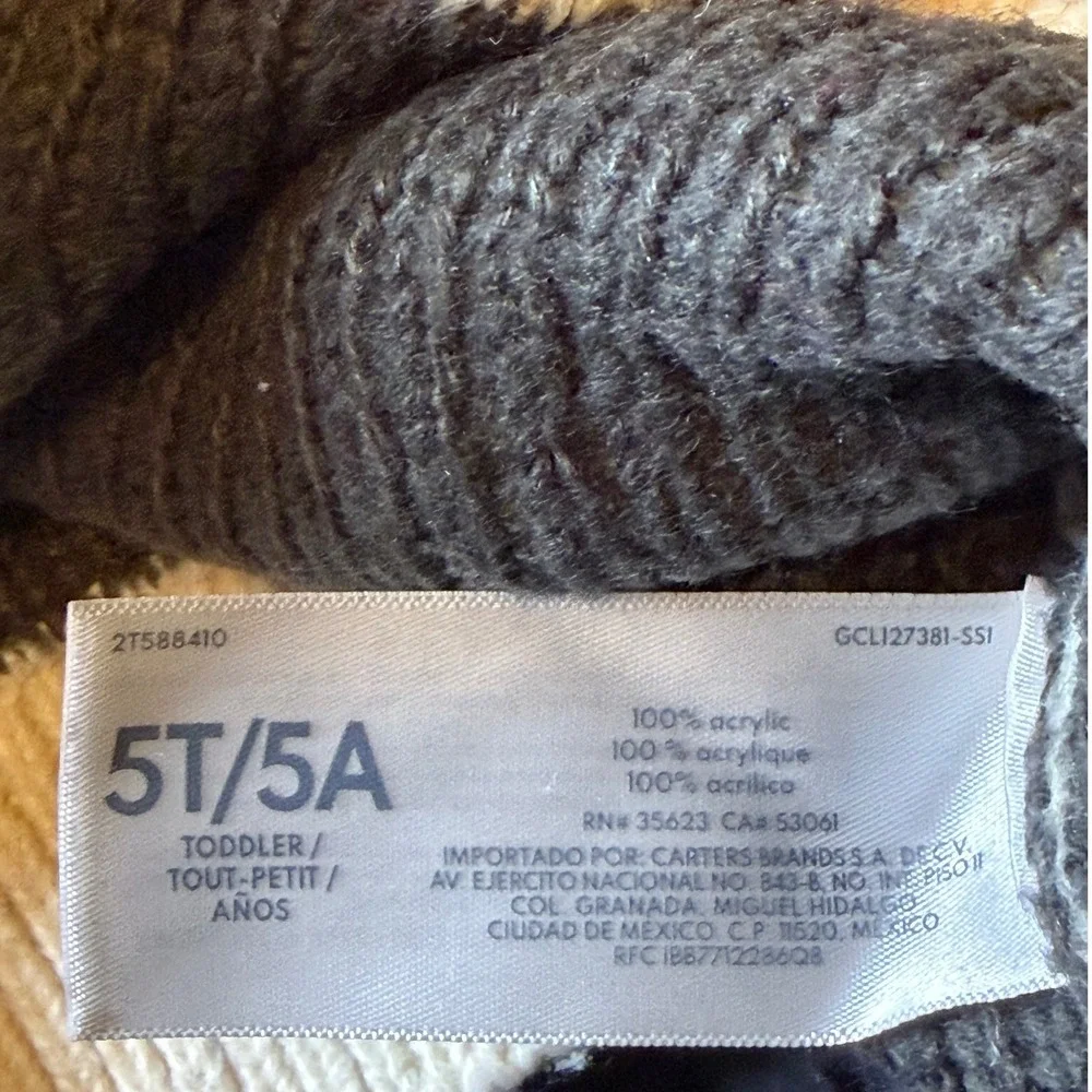 OshKosh B'gosh Cardigan Toddler 5T Fair Isle White Geometric Button EUC